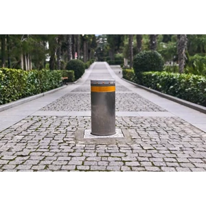 Bollard trotoar